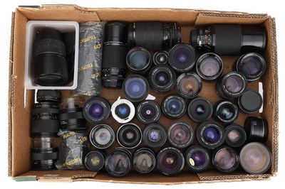 Lot 220 - A Selection of Camera Lenses