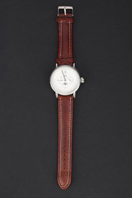 Lot 393 - An Aeromatic 1912 Regulateur Single Hand Watch