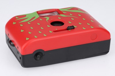Lot 41 - The Strawberry Camera