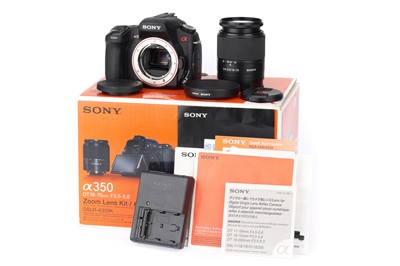 Lot 107 - A Sony a350 Digital SLR Zoom Lens Outfit