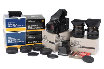 Lot 180 - A Bronica SQ-A Medium Format SLR Camera Outfit