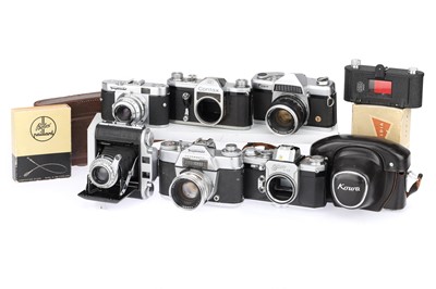 Lot 43 - A Mixed Selection of Cameras