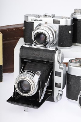 Lot 43 - A Mixed Selection of Cameras