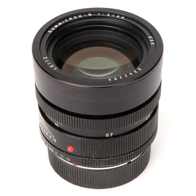 Lot 35 - A Leitz Summicron-R f/2 90mm Lens