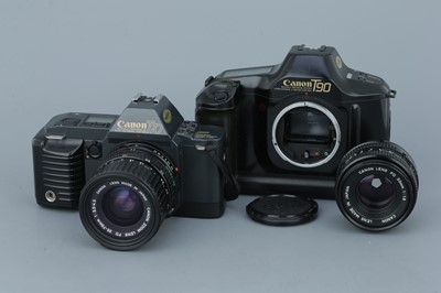 Lot 302 - A Canon T90 SLR Camera