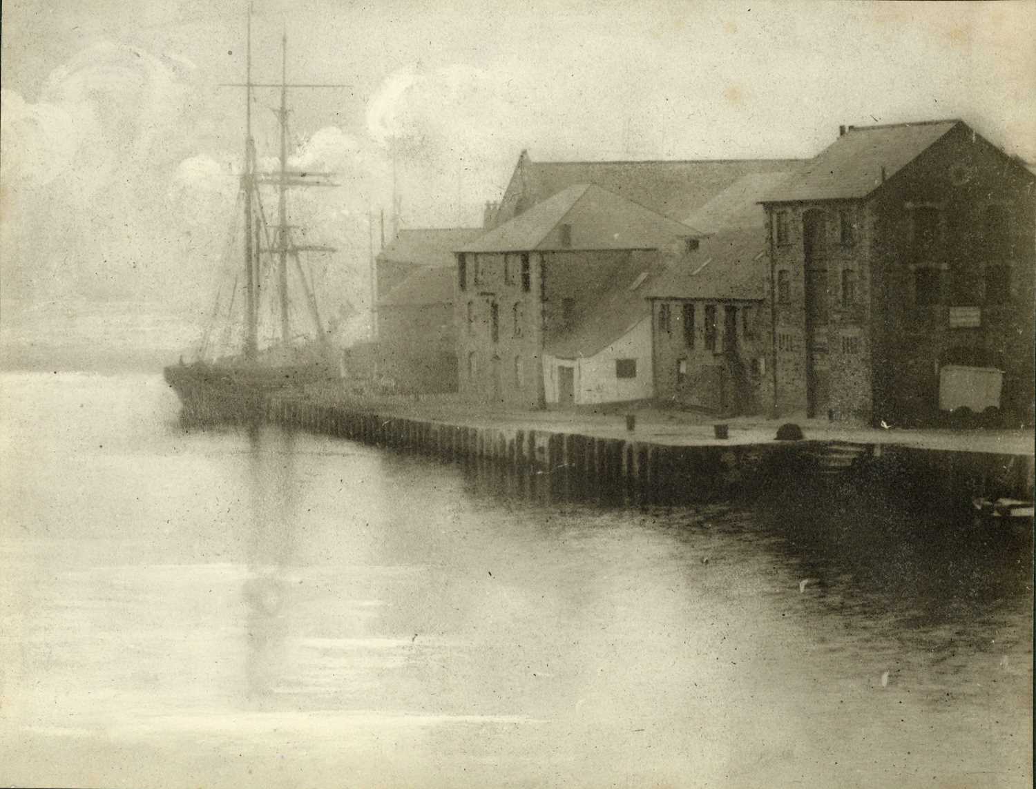 Lot 27 - An Edwardian Pictorialist Photograph Album