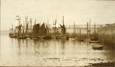 Lot 27 - An Edwardian Pictorialist Photograph Album