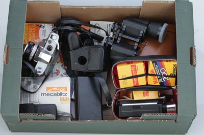 Lot 325 - An Olympus XA Compact Camera