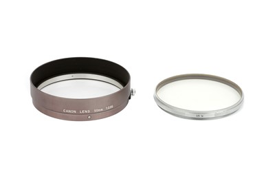 Lot 109 - A Canon f/0.95 50mm Lens Hood