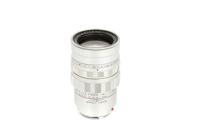 Lot 62 - A Leitz Summicron f/2 90mm Lens