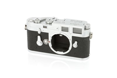 Lot 30 - A Leica M3 DS Rangefinder Body