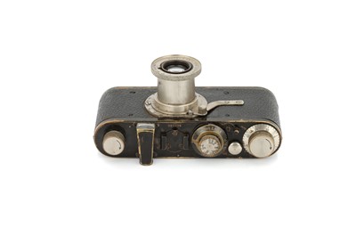 Lot 1 - A Leica I Model A Elmax Camera