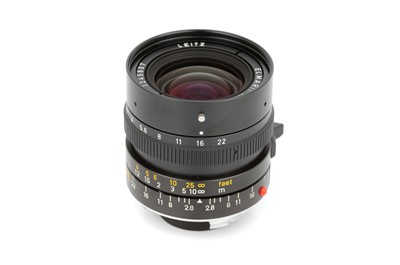 Lot 45 - A Leitz Elmarit-M f/2.8 28mm Lens