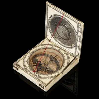 Lot 154 - A 17th Century Ivory Magnetic Azimuth Pocket Sundial