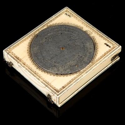 Lot 154 - A 17th Century Ivory Magnetic Azimuth Pocket Sundial
