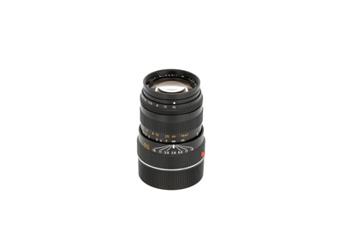 Lot 67 - A Leitz Tele-Elmarit-M f/2.8 90mm Lens