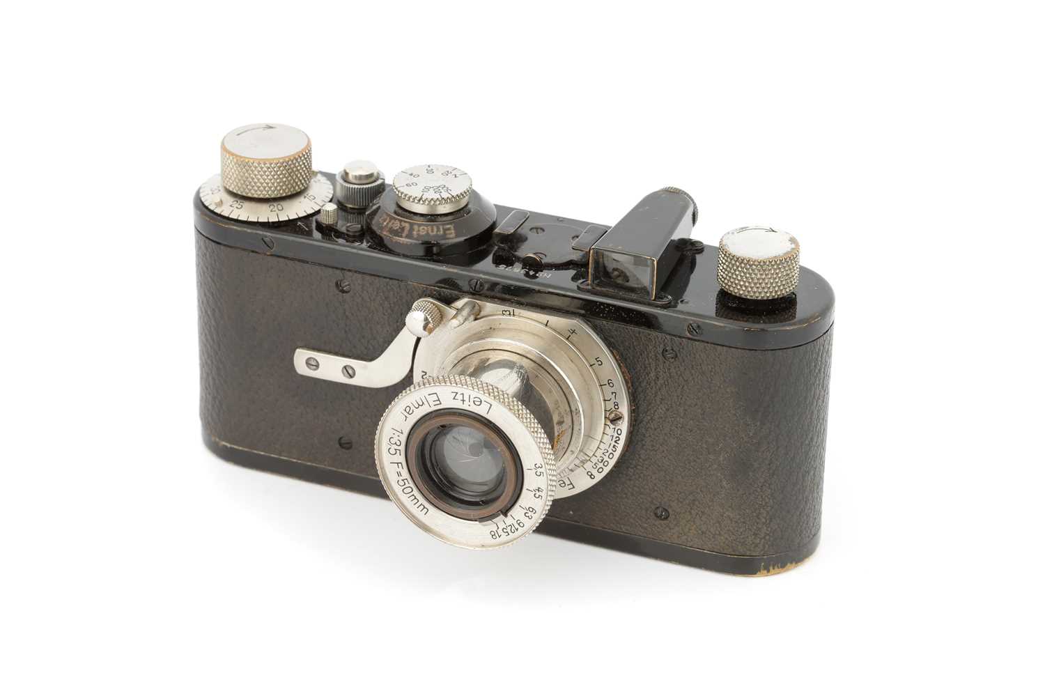 Lot 4 - A Leica Ia Close Focus Camera