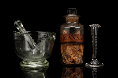 Lot 117 - Pharmacist's Glass Pestle & Mortar, Pharmacy Liquid Measure & Shop Round
