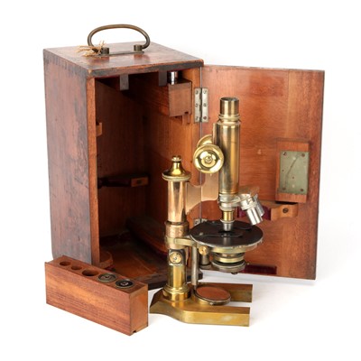 Lot 173 - An E. Leitz Microscope