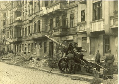 Lot 168 - A Collection of Russian WWII Press Photographs of the Red Army entering Berlin