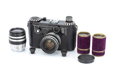 Lot 225 - A Corfield Periflex 3b Camera